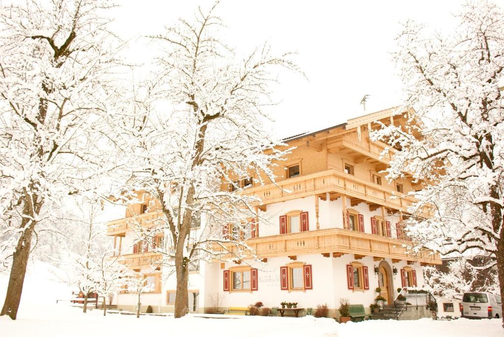 Landhaus Kumbichl Майерхофен Екстериор снимка